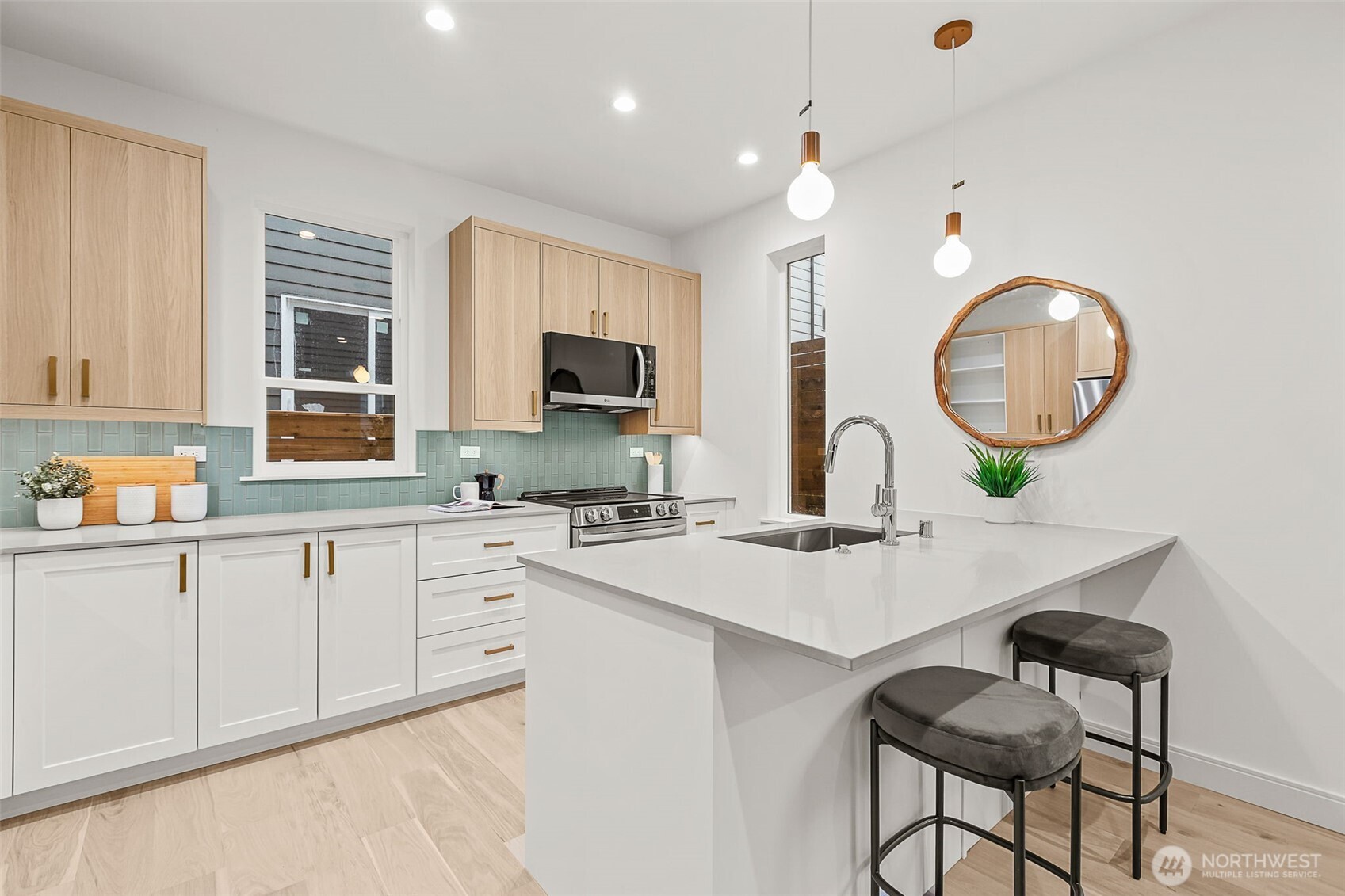 3552 S Dawson Street Seattle WA 98118