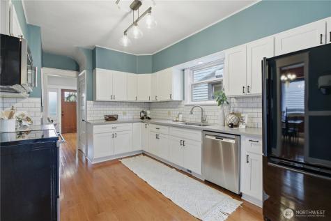 1031 N Steele Street Tacoma WA 98406