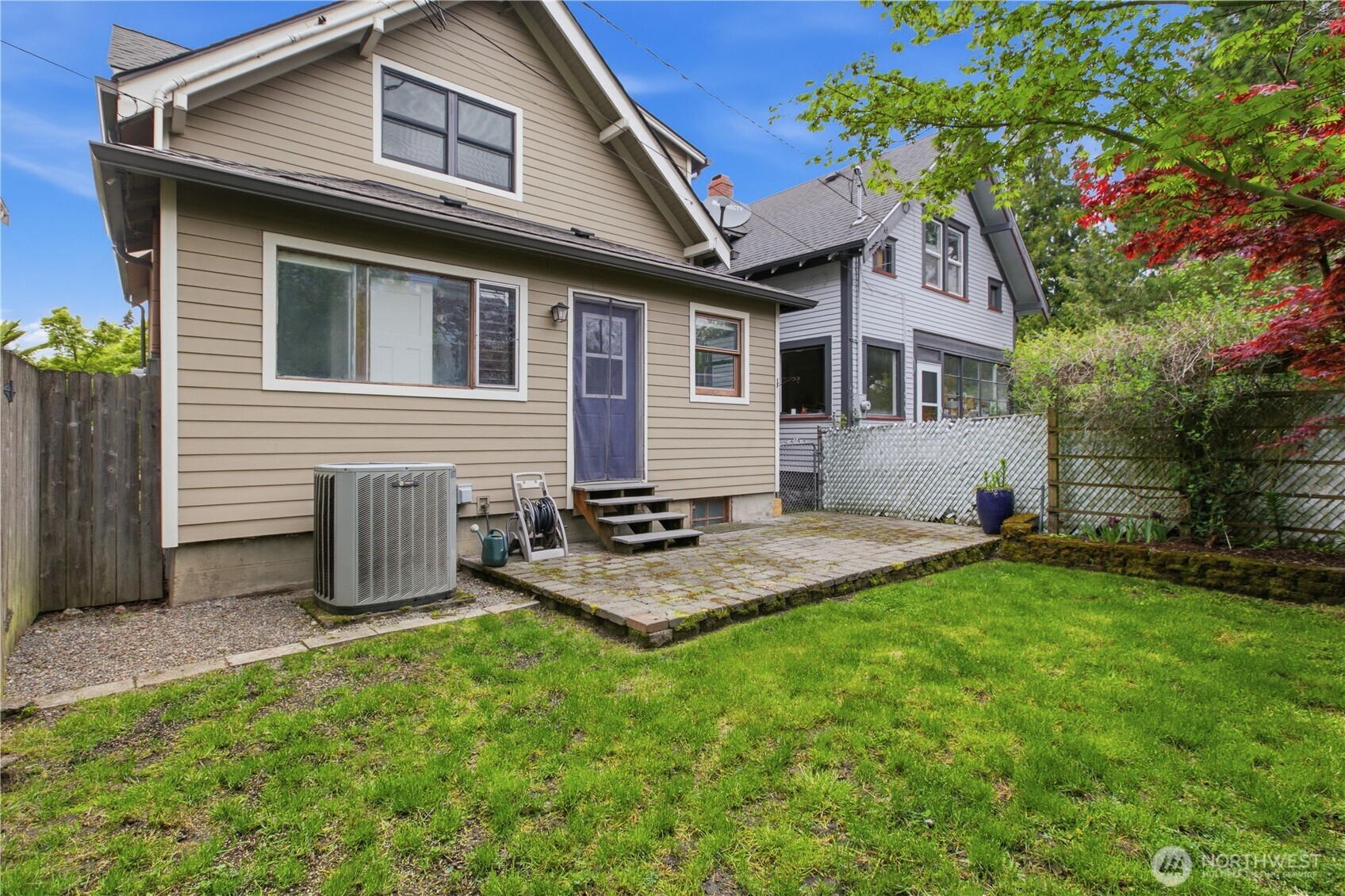 1031 N Steele Street Tacoma WA 98406