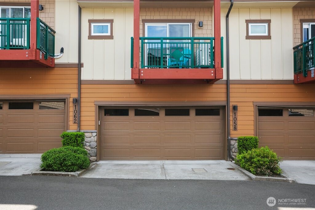 1058 Cabin Creek Lane SW Issaquah WA 98027