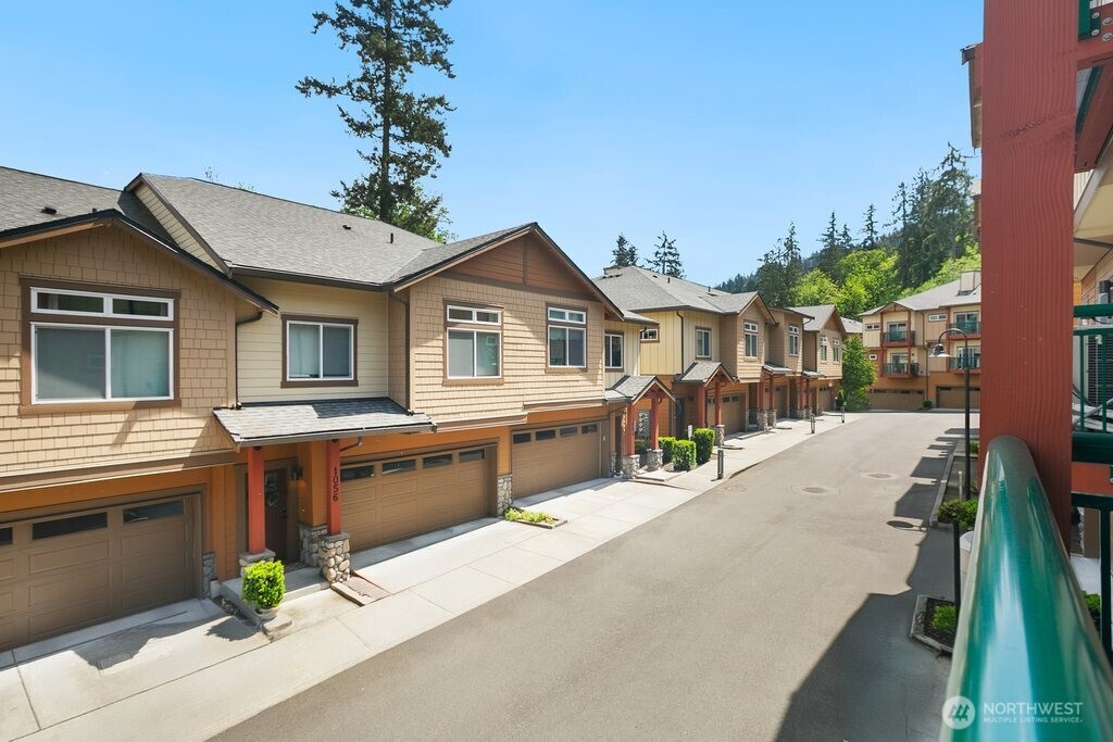 1058 Cabin Creek Lane SW Issaquah WA 98027
