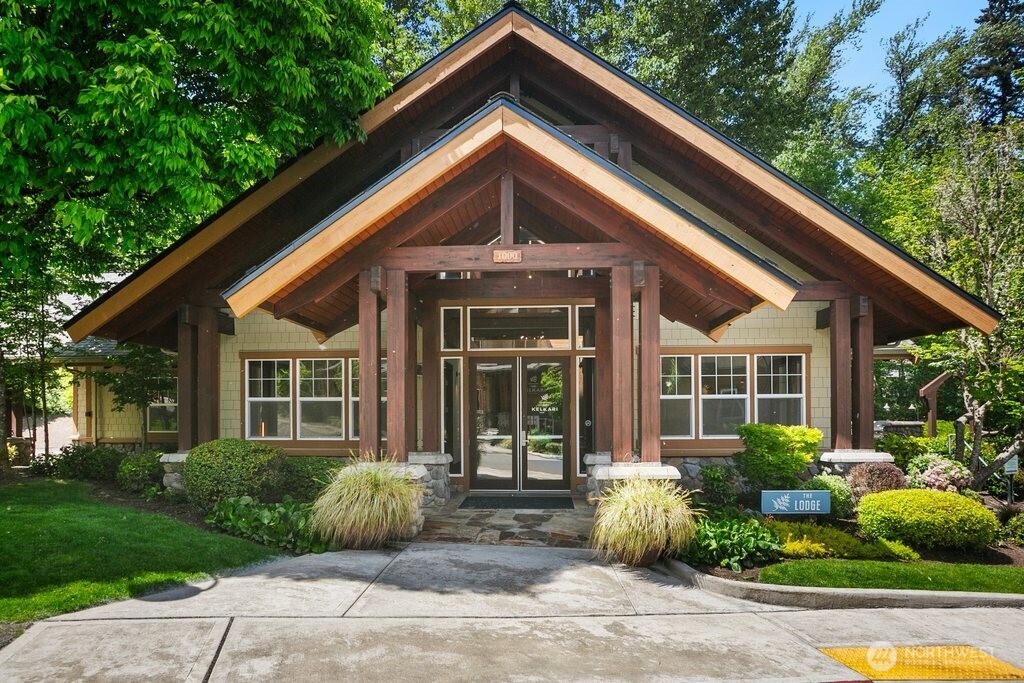 1058 Cabin Creek Lane SW Issaquah WA 98027