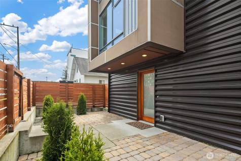 1761 20th Avenue S Seattle WA 98144
