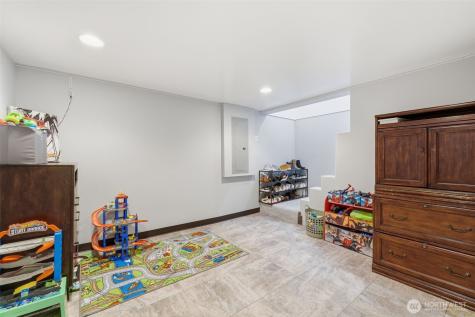 128 N Wehe Avenue Pasco WA 99301