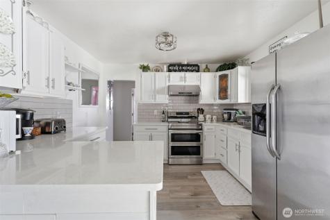 128 N Wehe Avenue Pasco WA 99301