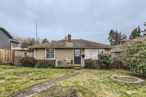 1824 Highland Avenue Everett WA 98201