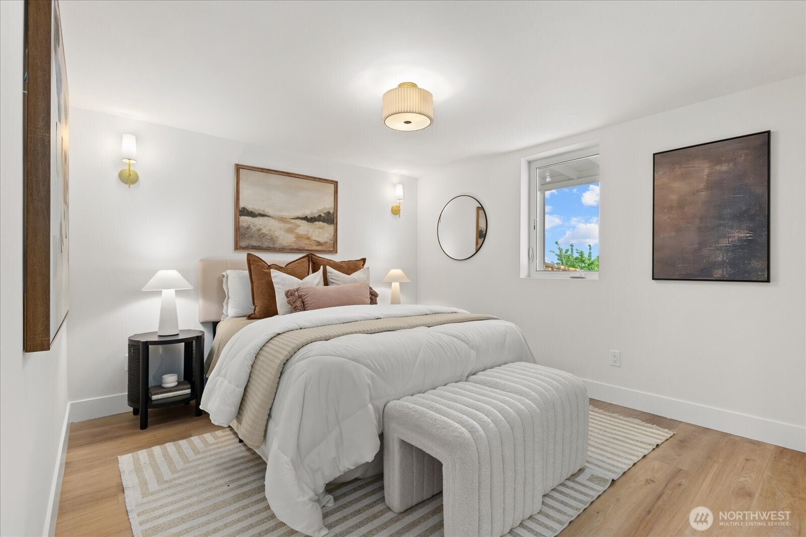 4238 28th Place W Seattle WA 98199
