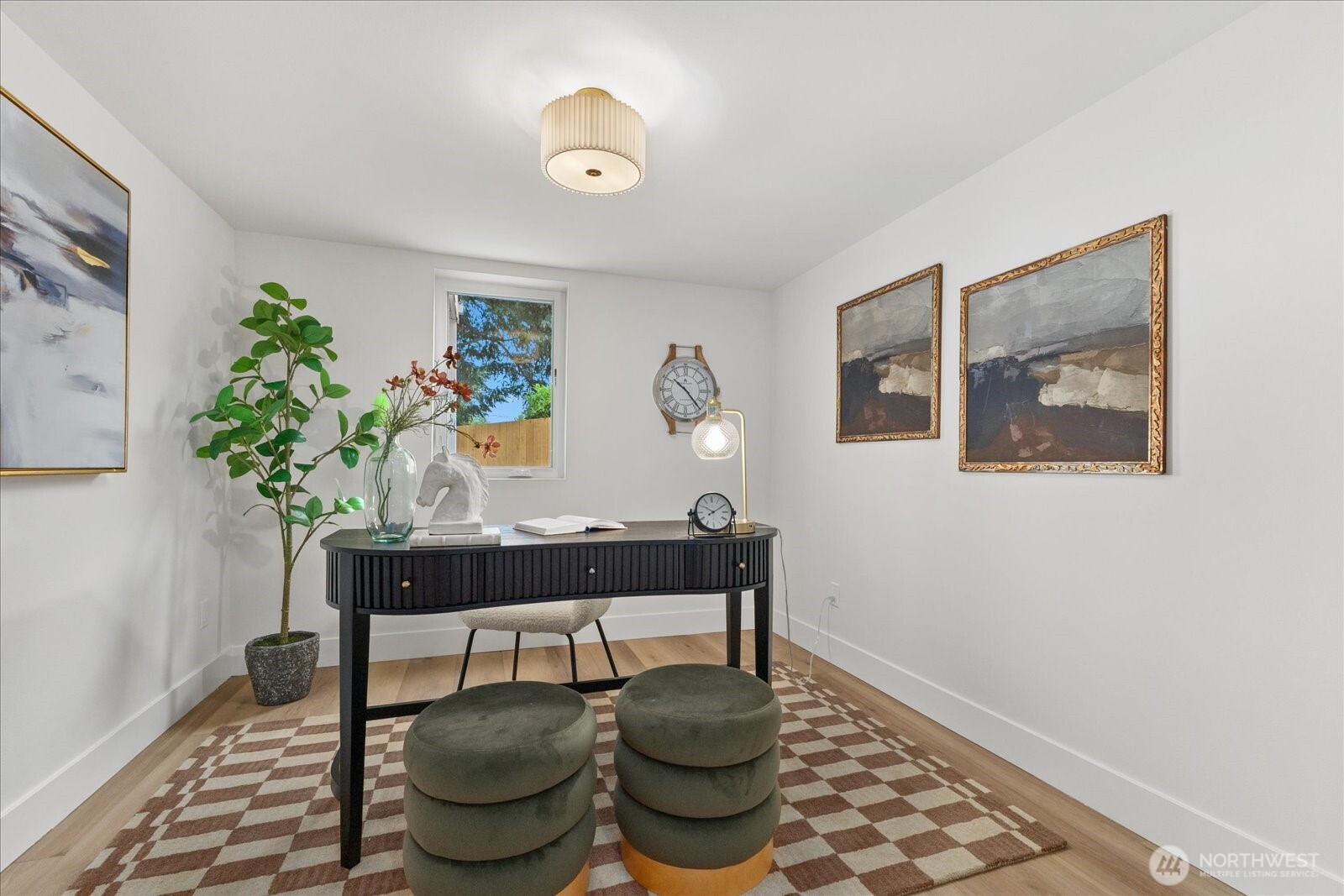 4238 28th Place W Seattle WA 98199