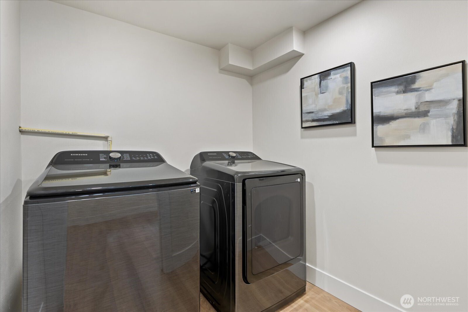 4238 28th Place W Seattle WA 98199