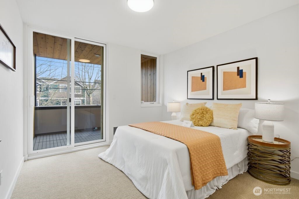 8553 Midvale Avenue N Seattle WA 98103