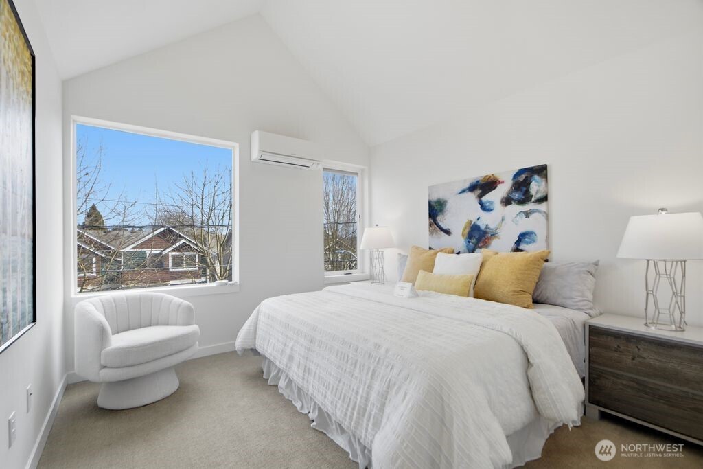 8553 Midvale Avenue N Seattle WA 98103