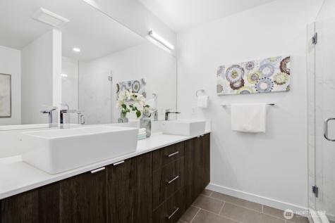 8553 Midvale Avenue N Seattle WA 98103