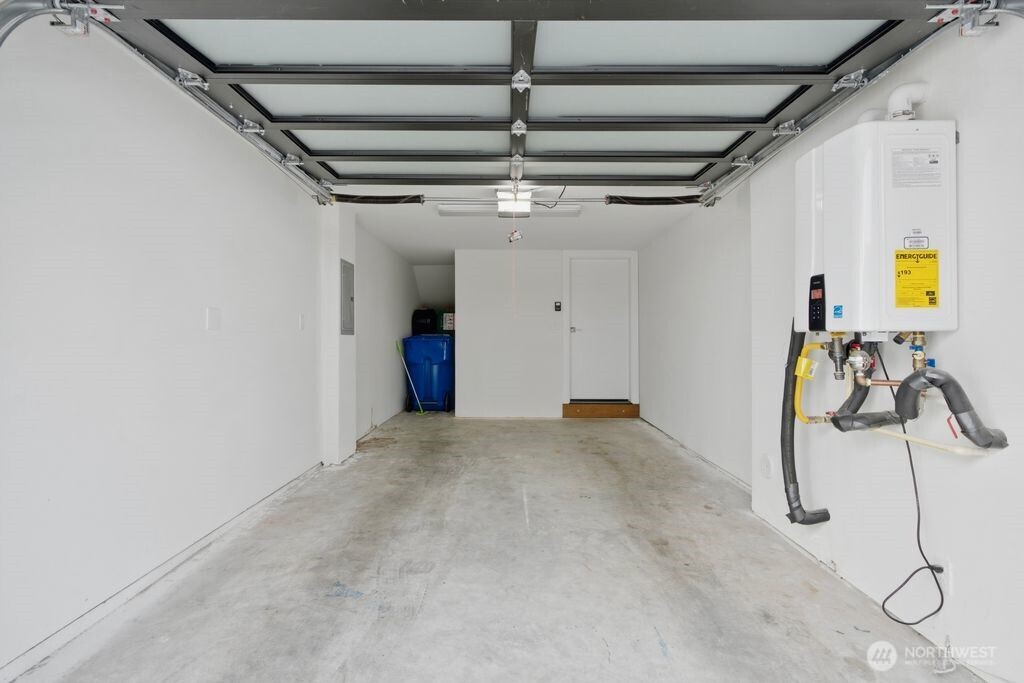 8553 Midvale Avenue N Seattle WA 98103