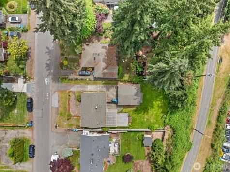 15729 Midvale Avenue N Shoreline WA 98133