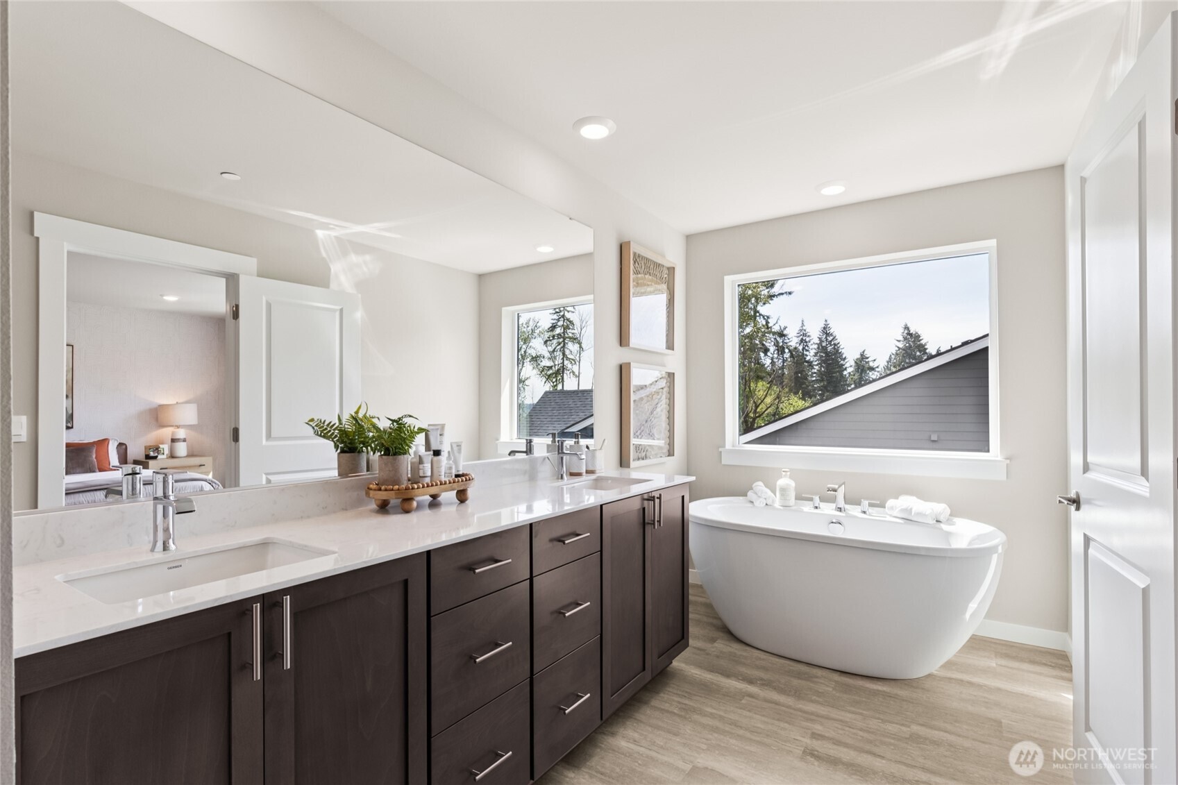 561 SE 12th Place North Bend WA 98045