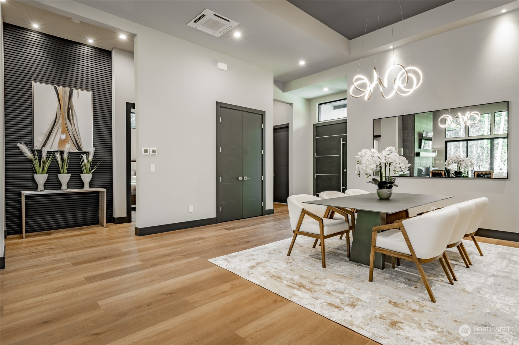 5693 Lux Lane Blaine WA 98230