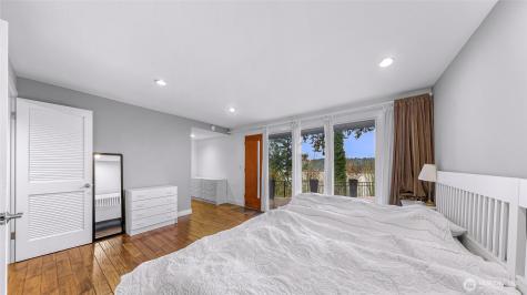 4711 116th Avenue SE Bellevue WA 98006