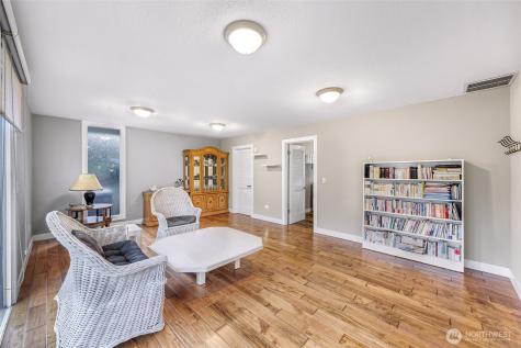 4711 116th Avenue SE Bellevue WA 98006