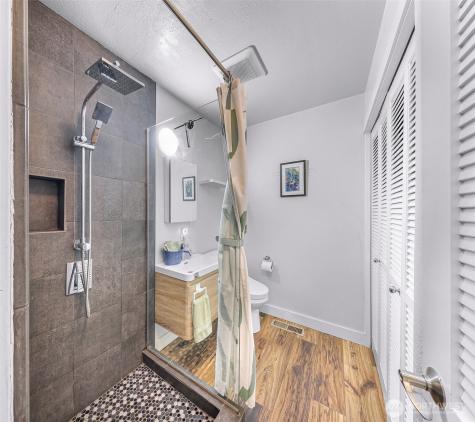 4711 116th Avenue SE Bellevue WA 98006