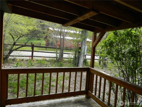 2127 Sinlahekin Road Loomis WA 98827