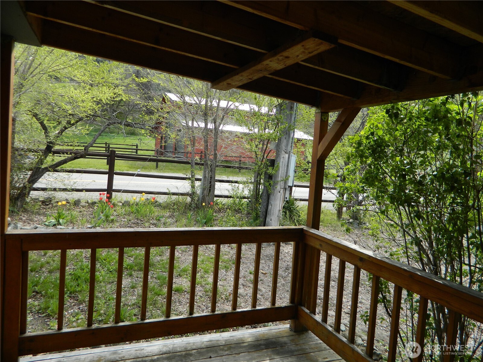2127 Sinlahekin Road Loomis WA 98827