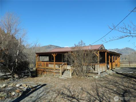 2127 Sinlahekin Road Loomis WA 98827