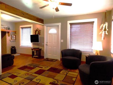 245 3rd Street Morton WA 98356
