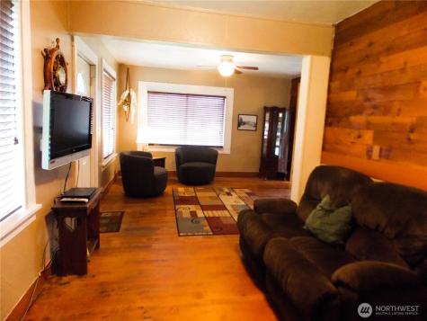 245 3rd Street Morton WA 98356