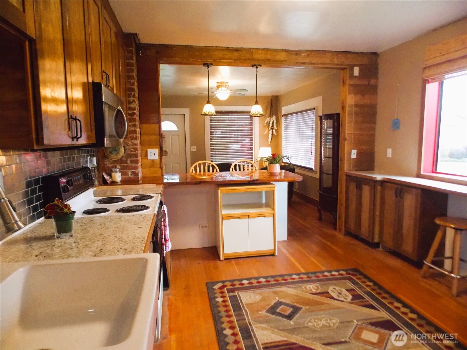 245 3rd Street Morton WA 98356