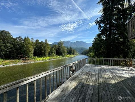51603 S Riverside Road Gold Bar WA 98251