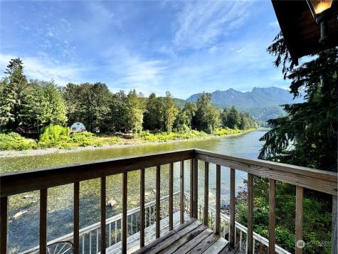 51603 S Riverside Road Gold Bar WA 98251