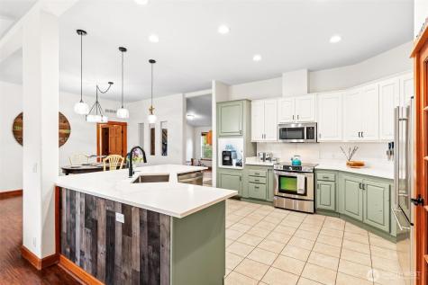 4915 Schwarzmiller Road Lake Stevens WA 98258