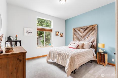 4915 Schwarzmiller Road Lake Stevens WA 98258