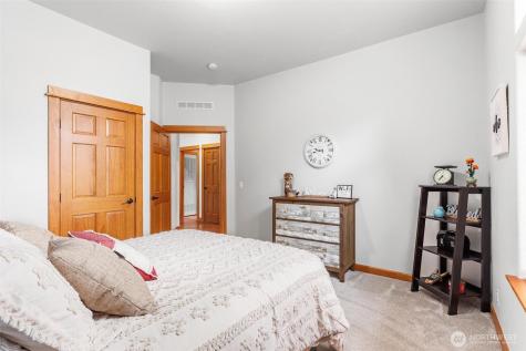4915 Schwarzmiller Road Lake Stevens WA 98258