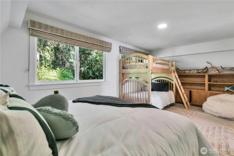13861 NE North Shore Road Belfair WA 98528