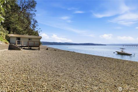 13861 NE North Shore Road Belfair WA 98528