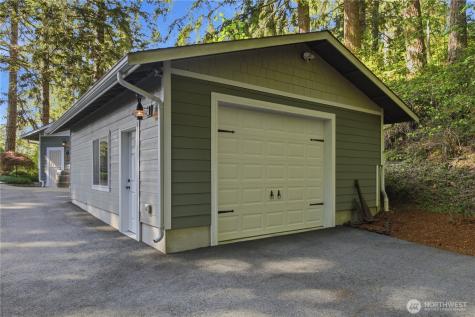 13861 NE North Shore Road Belfair WA 98528