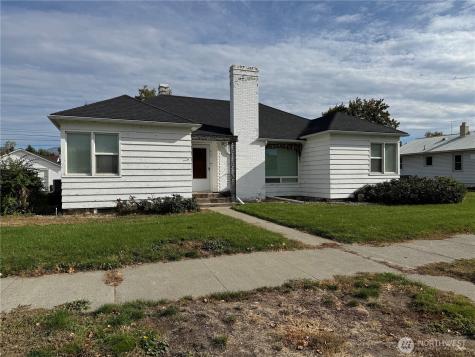 317 Ash Street S Omak WA 98841
