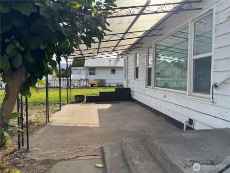 317 Ash Street S Omak WA 98841