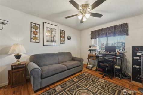 1140 SE Colonial Drive College Place WA 99324