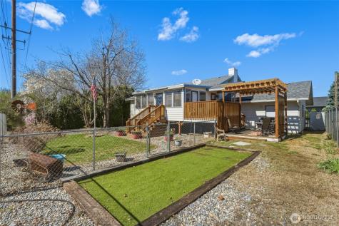 1140 SE Colonial Drive College Place WA 99324