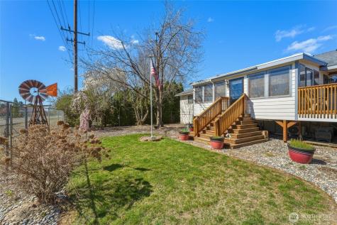1140 SE Colonial Drive College Place WA 99324