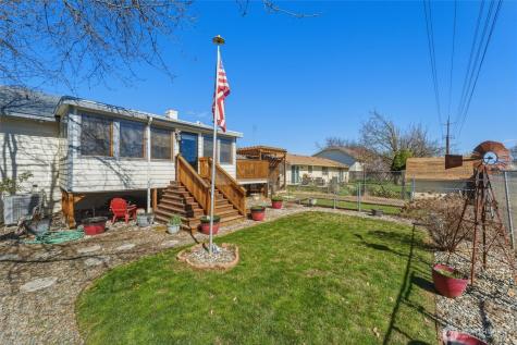 1140 SE Colonial Drive College Place WA 99324