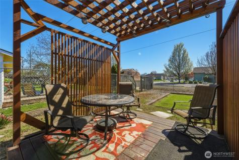 1140 SE Colonial Drive College Place WA 99324