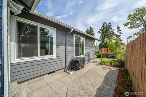 407 E Wright Avenue Tacoma WA 98404