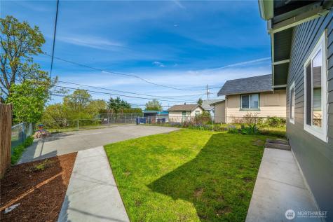 407 E Wright Avenue Tacoma WA 98404