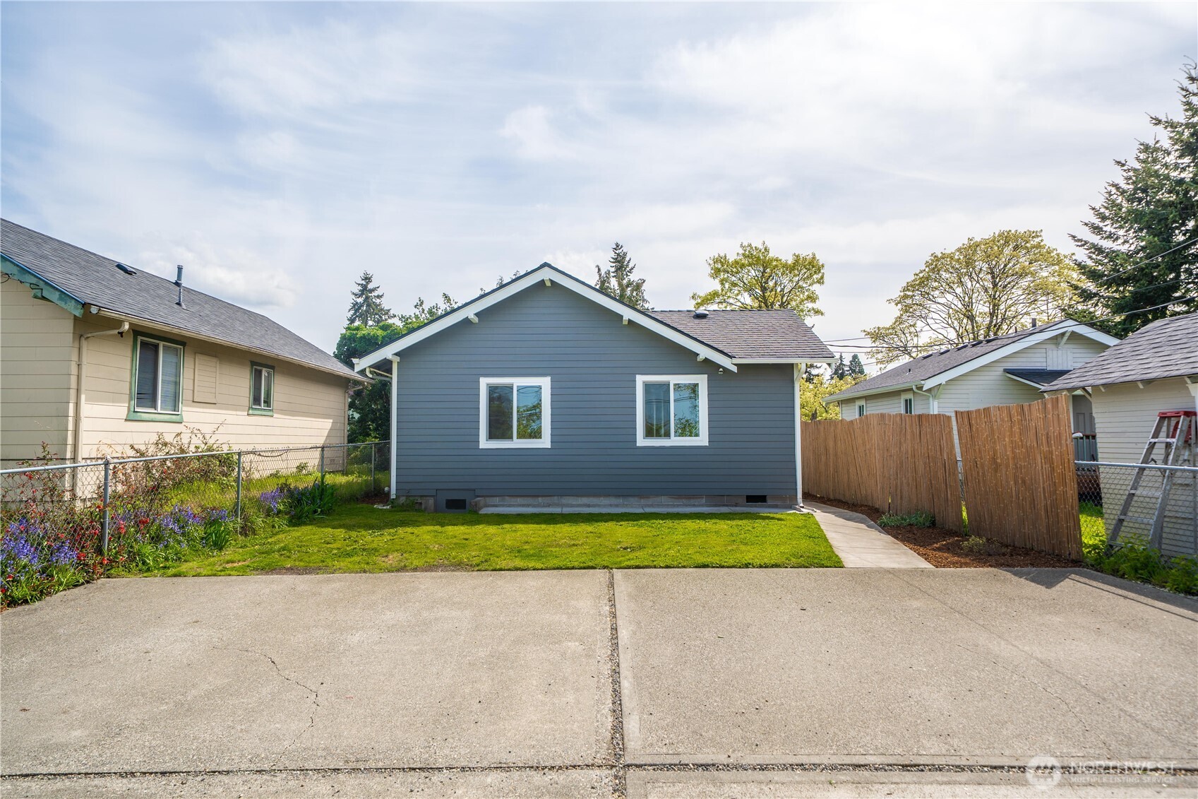 407 E Wright Avenue Tacoma WA 98404