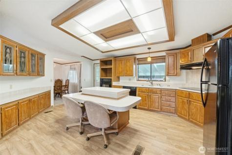 1427 100th Street SW Everett WA 98204