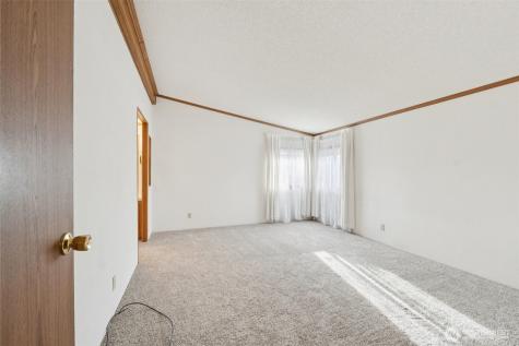 1427 100th Street SW Everett WA 98204