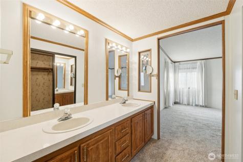 1427 100th Street SW Everett WA 98204